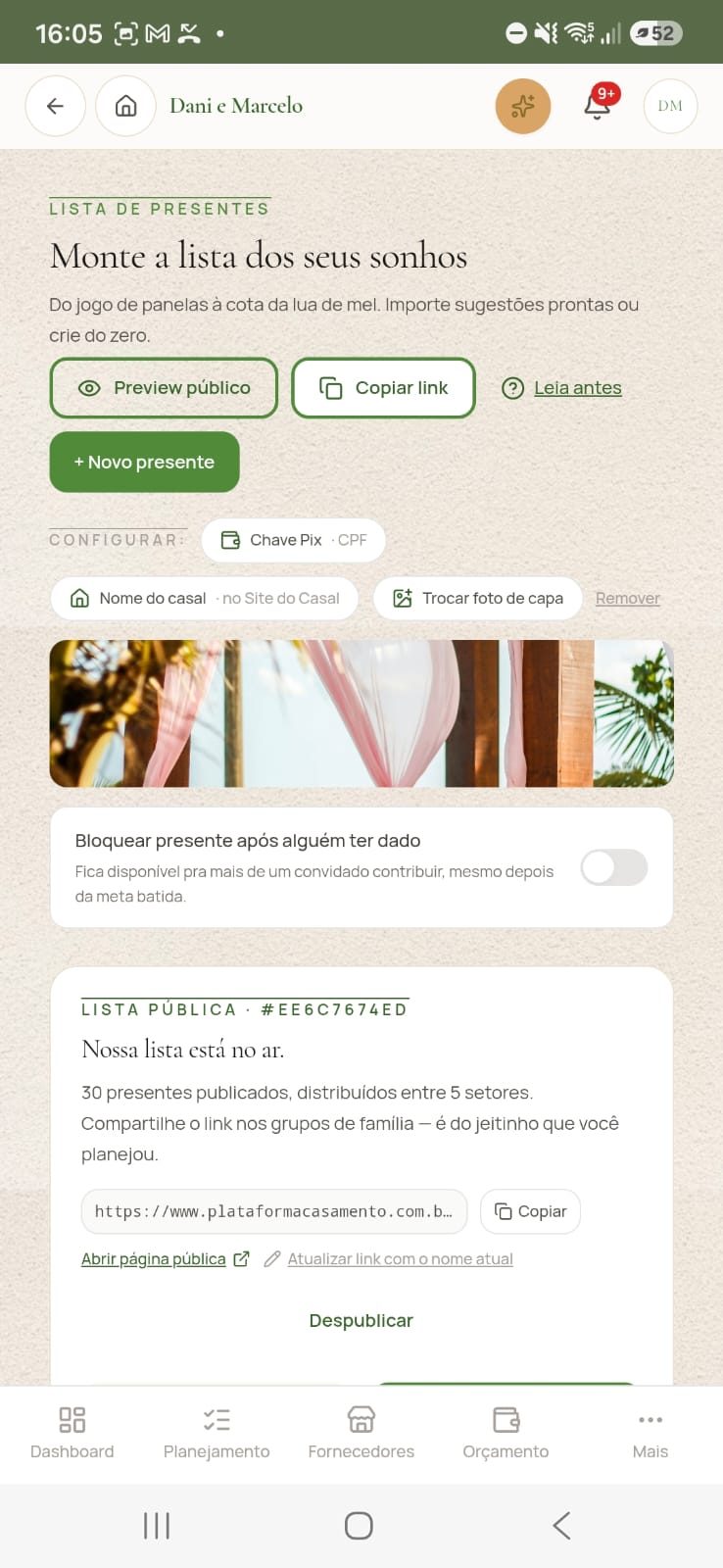 Lista de presentes com chave Pix no celular